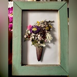 Hand made valentines gift - 4x6 pressed flowers all hand painted and sealed.